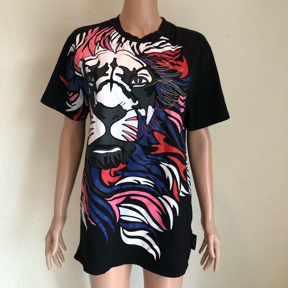 Switch Remarkable Women’s Size L Black T-Shirt Lion Printed Graphic Design